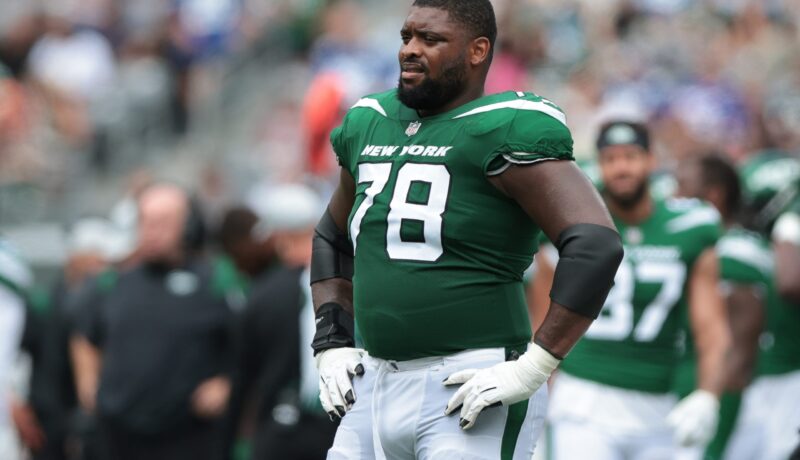 Is it too Early for Jets to Start Worrying About Abysmal Performance From High Priced O-Lineman?