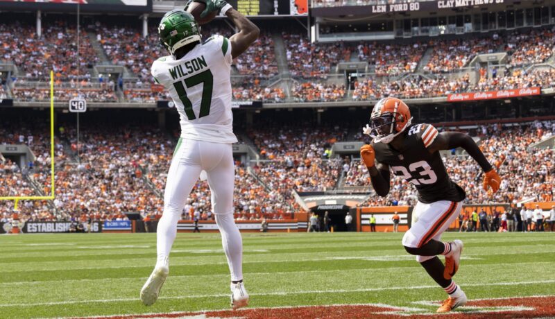 New York Jets Midseason Awards (Garrett Wilson) & Patriots Preview