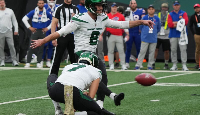 Jets Retain Kicker Greg Zuerlein