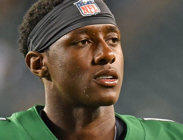 Who Fell Flat in Jets Week 4 Loss to the Dolphins?