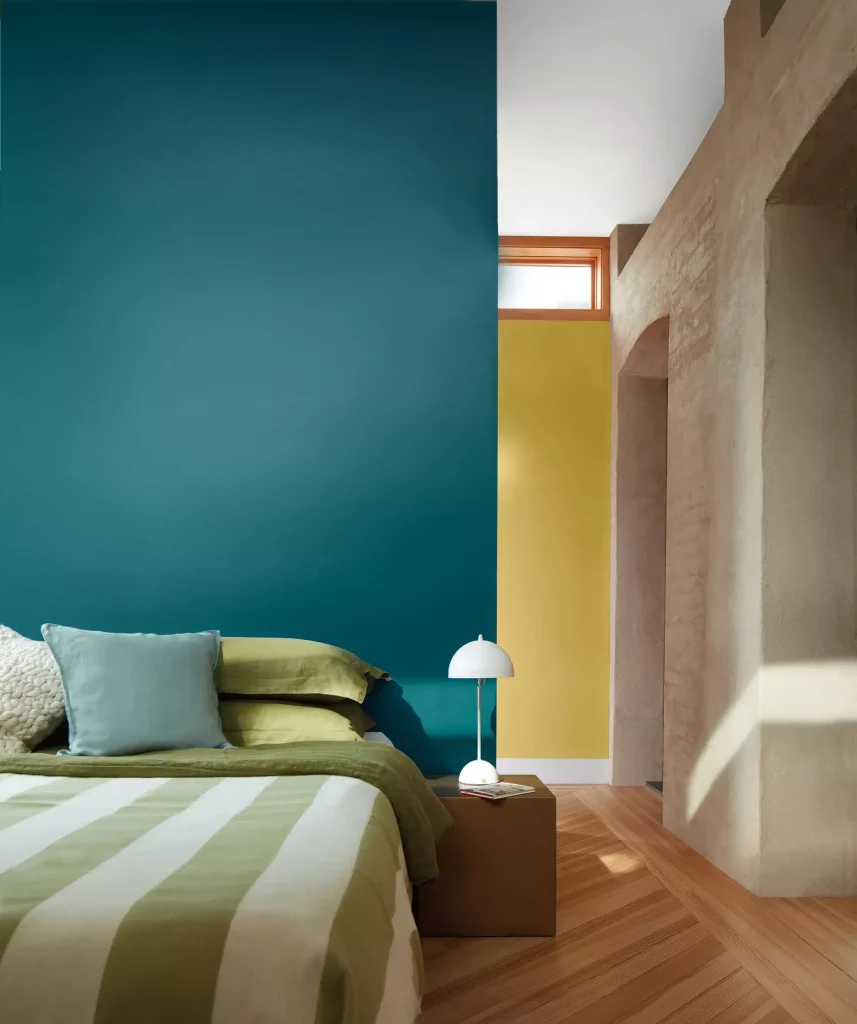 Bedroom Wall North Sea Green 2053-30 AURA Matte