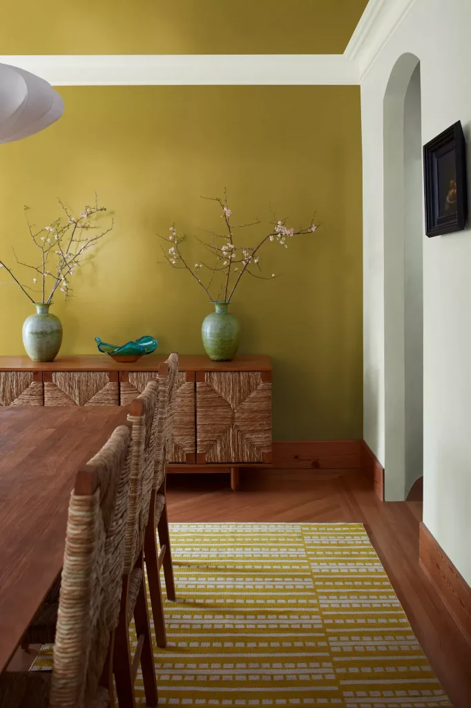 Wall and Ceiling Savannah Green 2150-30 Regal Select Satin-Pearl